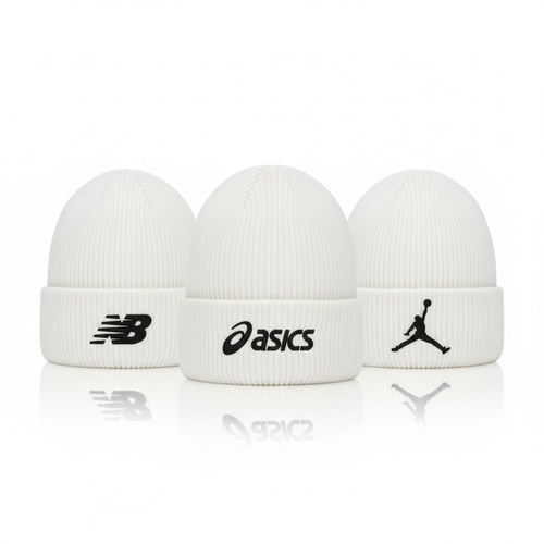 کلاه سفید اسپورت